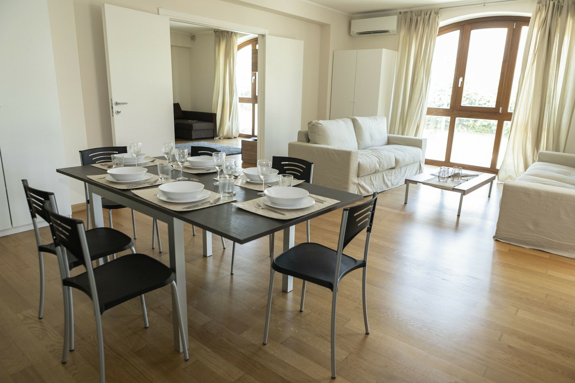 Cort'E Apartment คาตาเนีย ภายนอก รูปภาพ